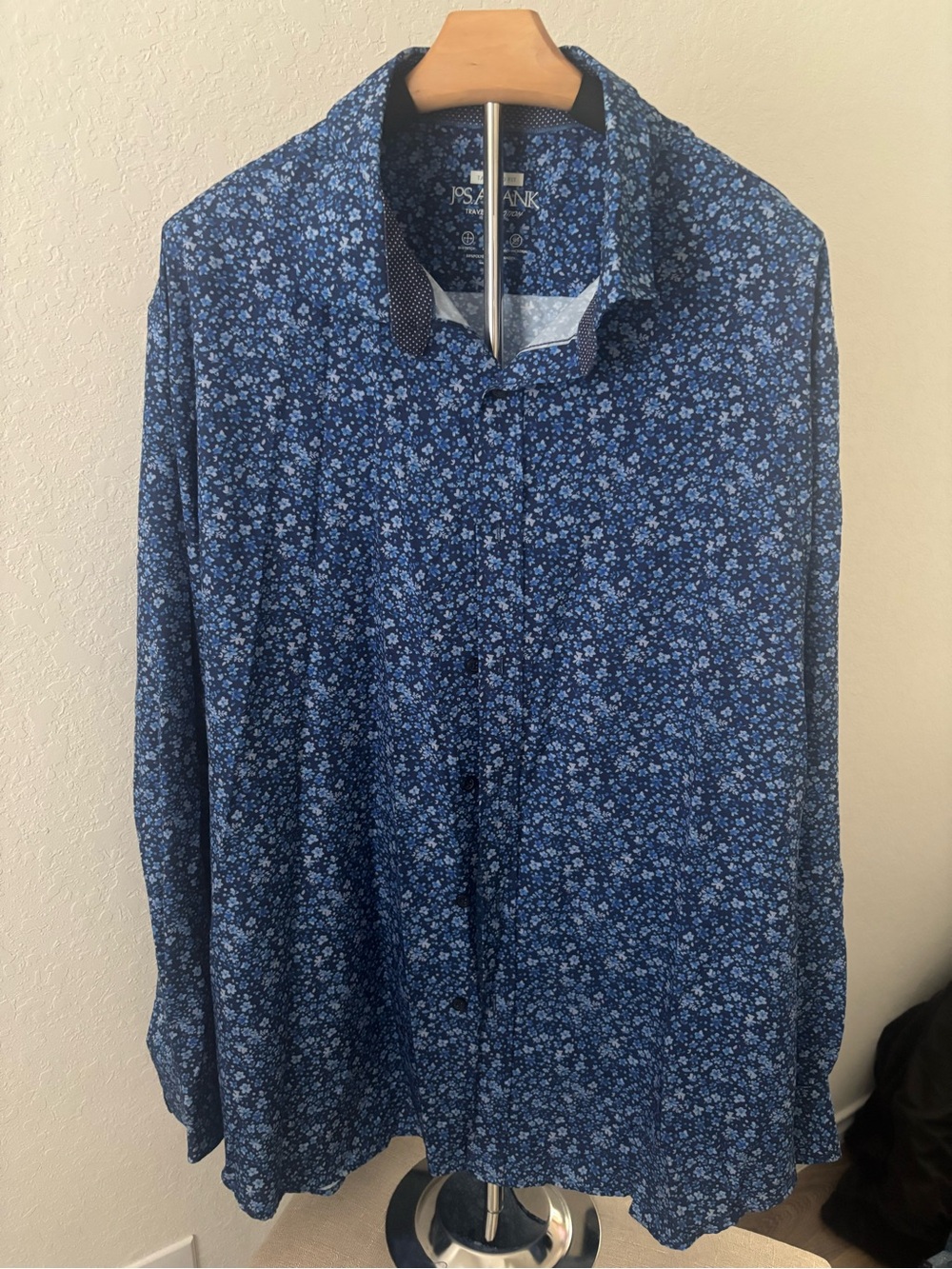 Jos A Bank Traveler Motion Shirt Blue Floral Stretch Button Down Mens XXL